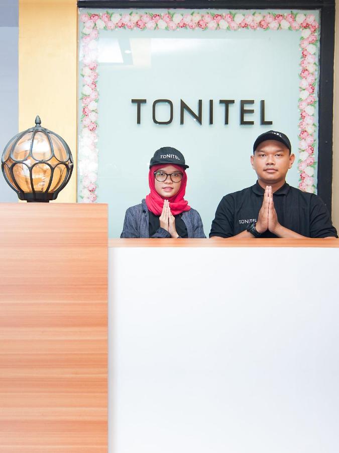 Tonitel Hotel Malioboro Yogyakarta Exterior photo