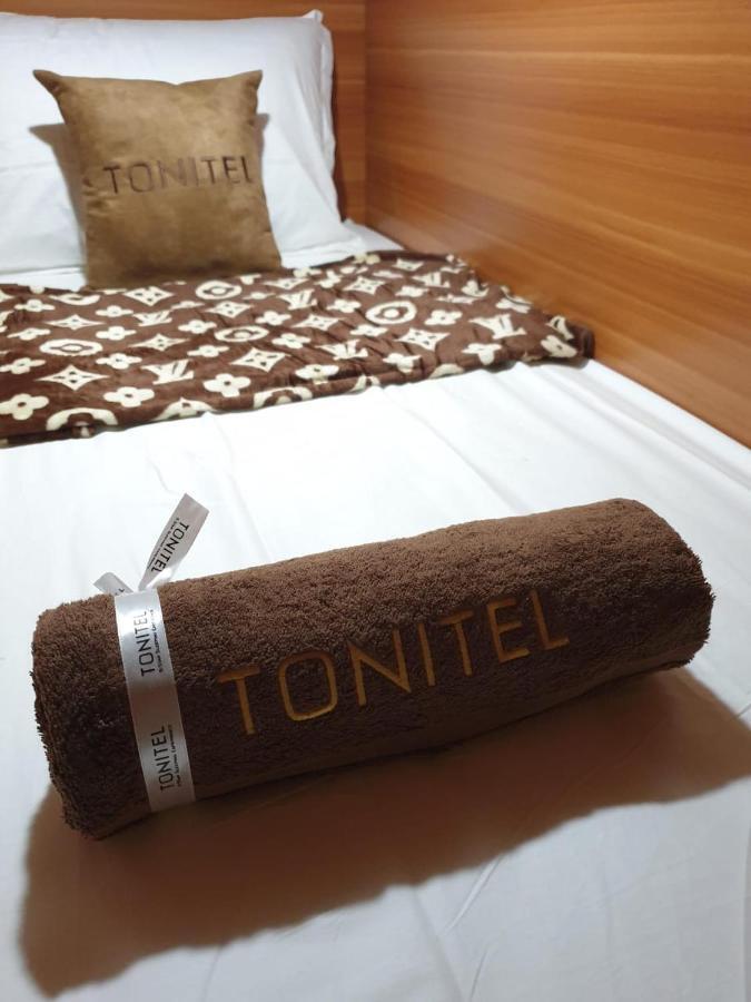 Tonitel Hotel Malioboro Yogyakarta Exterior photo