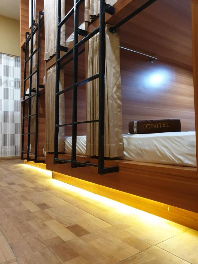 Tonitel Hotel Malioboro Yogyakarta Exterior photo